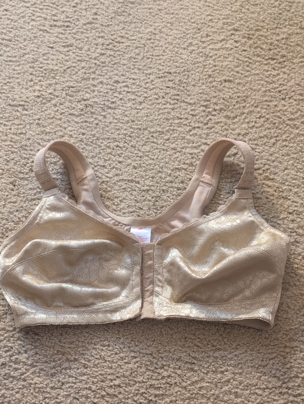 Breezies Full-Coverage Front-Closure Bra - Cream
